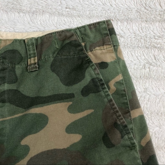 Madewell Cropped Rivington Camo Trousers - Picture 10 of 16